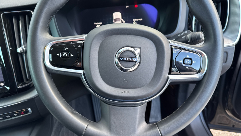 Volvo XC60 2.0 T6 [350] RC PHEV Plus Dark 5dr AWD Geartronic Estate